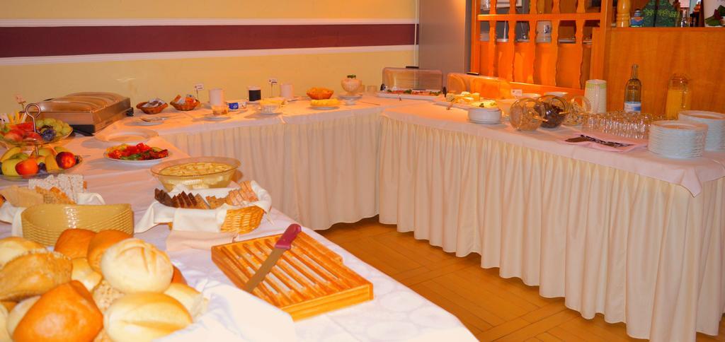 Kastanienhof Hotel Garni Zinnowitz Kültér fotó
