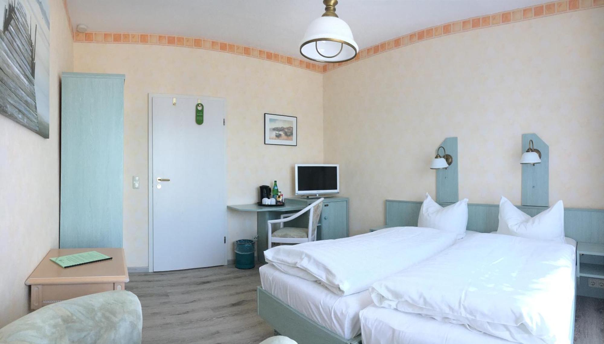 Kastanienhof Hotel Garni Zinnowitz Szoba fotó