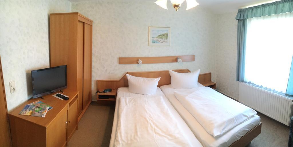 Kastanienhof Hotel Garni Zinnowitz Szoba fotó