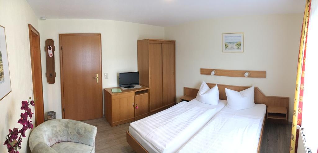 Kastanienhof Hotel Garni Zinnowitz Szoba fotó