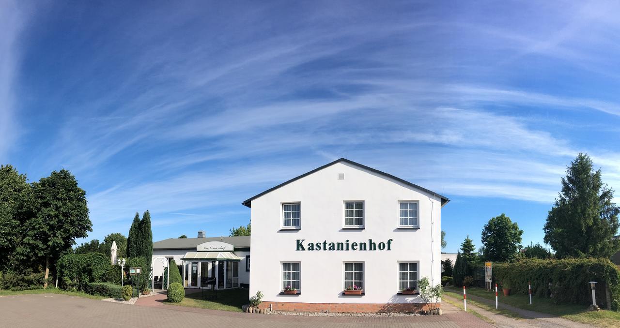 Kastanienhof Hotel Garni Zinnowitz Kültér fotó