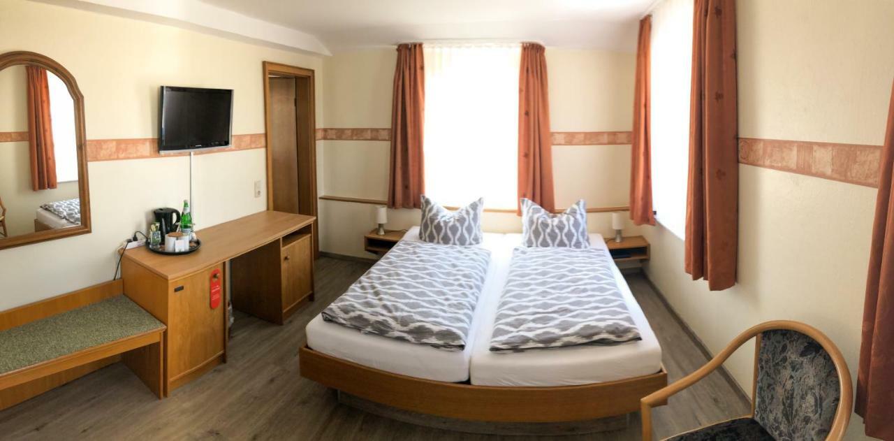 Kastanienhof Hotel Garni Zinnowitz Kültér fotó
